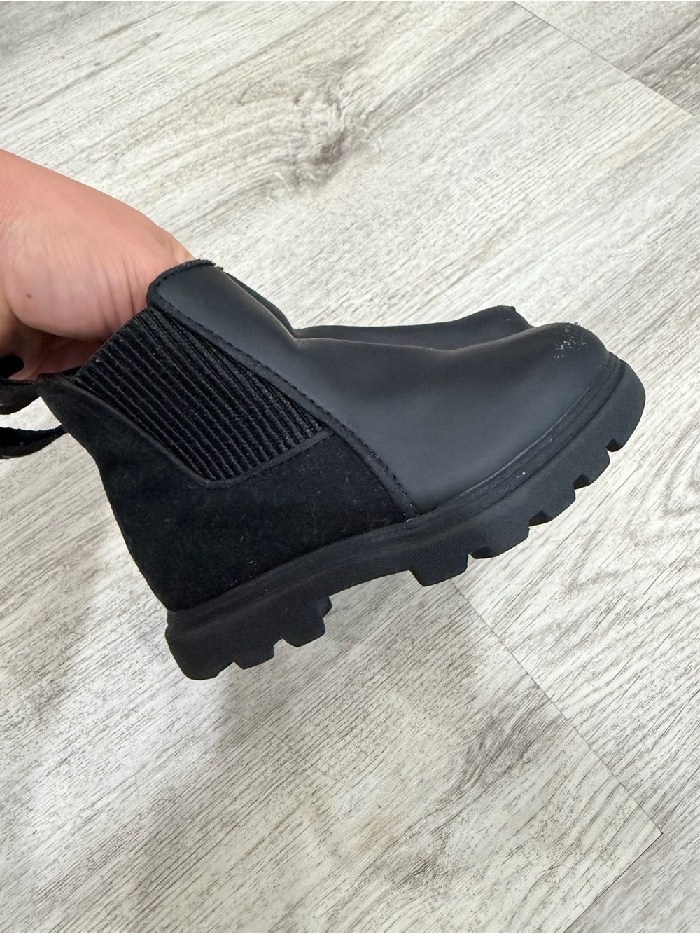 Kids native Black Slip-On Chelsea Boot